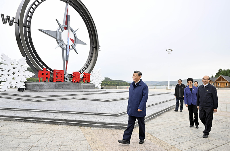 9月6日至8日，中共中央總書記、國家主席、中央軍委主席習(xí)近平在黑龍江考察。這是6日下午，習(xí)近平在大興安嶺地區(qū)漠河市北極村考察。